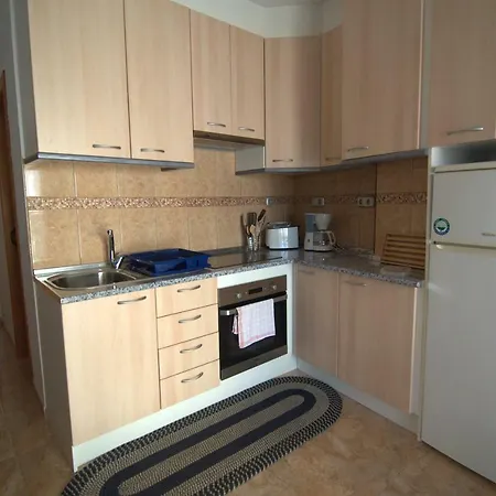 Family Friendly Apartment *